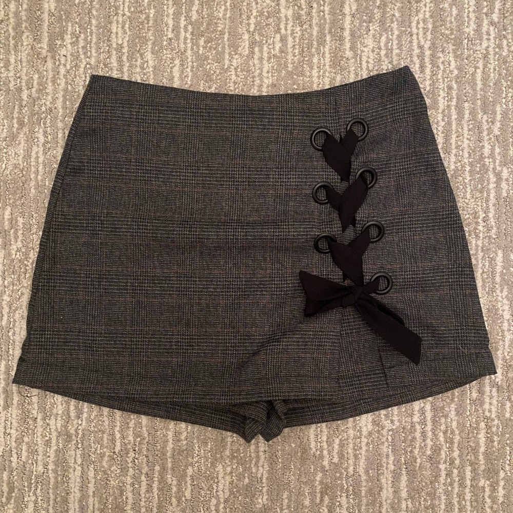 Grey skort